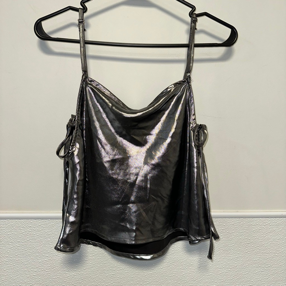 Wild Fable Metallic Cami Top Silver Size M Women’s NEW NWT Party Club Metal Cami - Picture 2 of 9